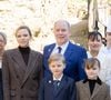 En plus de délicieux desserts concoctés par la femme du chef Thierry Blandin 
Le prince Albert II de Monaco, La princesse Charlène de Monaco, La princesse Gabriella de Monaco, comtesse de Carladès, Le prince Jacques de Monaco, marquis des Baux lors d'une visite au Fort la Latte, Château de La Roche Goyon à Plévenon le 9 avril 2025. Le donjon fut érigé vers 1350 par Etienne III de Goyon, seigneur de Matignon

© Olivier Huitel / Pool / Bestimage
