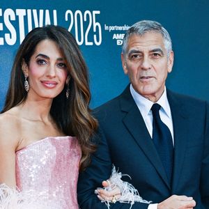 Amal Clooney et George Clooney assistent à la première de "Jay Kelly" dans le cadre du BFI London Film Festival à Londres, Angleterre. Photo par Aurore Marechal/ABACAPRESS.COM