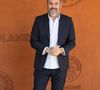 Ce lundi 25 août, les téléspectateurs de la Une ont enfin pu retrouver Bruce Toussaint à la tête de "Bonjour ! La Matinale TF1" entouré de son équipe.

Bruce Toussaint au village lors des Internationaux de France de Tennis de Roland Garros 2025. Paris, le 30 mai 2025.  © Moreau / Jacovides / Bestimage