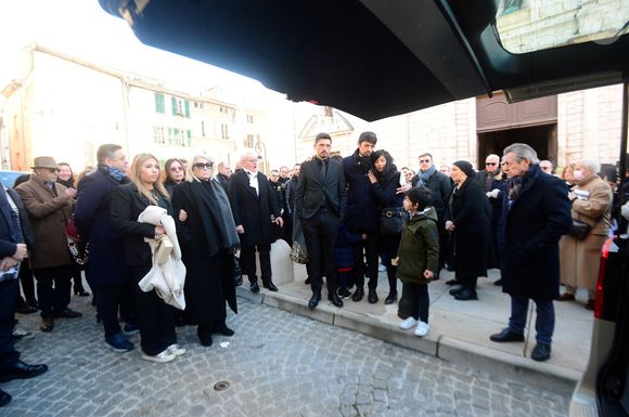 La famille et les proches - Obsèques du chef Clément Bruno en la collégiale Saint-Martin de Lorgues, France, le 3 février 2025. © Alain Brun-Jacob/Bestimage