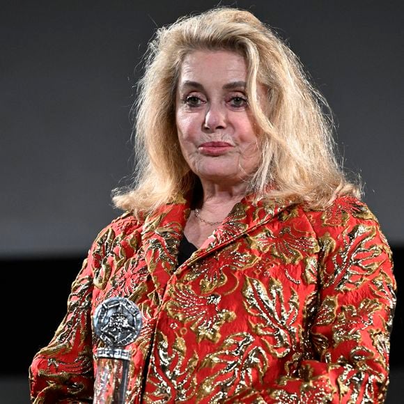 Les visiteurs peuvent désormais y séjourner pour profiter d'un spa haut de gamme dans un cadre bucolique.

Catherine Deneuve - Remises de prix lors du 71ème Taormina Film Festival à Taormine (Italie) le 11 juin 2025.