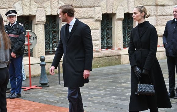 Pierre Casiraghi et sa femme Beatrice Borromeo - Obsèques de Didier Guillaume (ancien ministre de l'Agriculture entre 2018 et 2020 et ancien Ministre d'Etat de Monaco 2024–2025) en la cathédrale Notre-Dame-Immaculée de Monaco le 23 janvier 2025. © Bruno Bebert/Bestimage