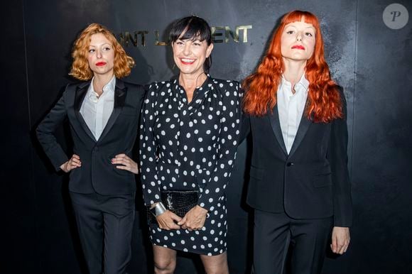 La chanteuse Lio et ses filles Garance et Léa - Photocall du défilé de mode PAP printemps-été 2020 "Saint Laurent" à Paris. Le 24 septembre 2019
© Olivier Borde / Bestimage