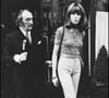 ce qui se rapprochait le plus d'un poil de moustache mais n'en était pas un...
Amanda Lear et Salvador Dali