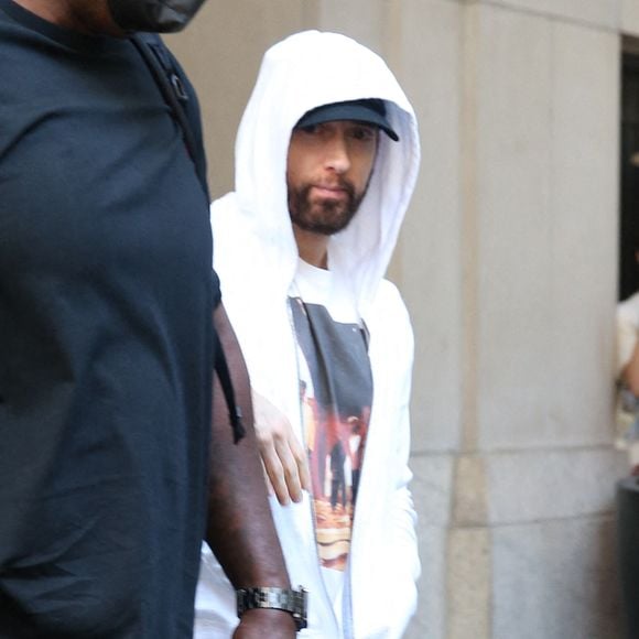 Eminem quitte l'hôtel Four Seasons à New York City, NY, USA, 24 juin 2022. Photo par Christopher Peterson/Splash News/ABACAPRESS.COM