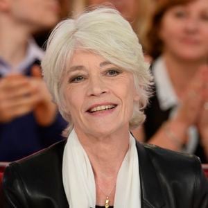 Un beau cadeau pour Patrick Loiseau, qui "était son idole absolue", comme le révèle le chanteur. 

 Françoise Hardy à l'enregistrement de l'émission "Vivement Dimanche" à Paris. 

Photo : Agence / Bestimage