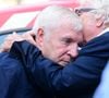 Le monde du football rend hommage à une légende de Lyon

Luis Fernandez et Jacques Vendroux aux arrivées des Obsèques de Bernard Lacombe en l'église Saint-Louis de Fontaines-sur-Saône près de Lyon, France. © Romain Doucelin/Bestimage