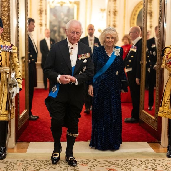 La magie de Noël a laissé place au chaos pour certains employés de Buckingham Palace...