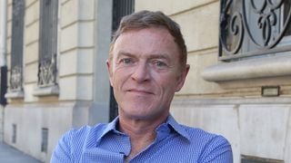 L'autre vie de Christophe Hondelatte dans sa maison de Bayonne : pas de cinéma, pas de restaurants mais...