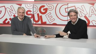 Cette figure de RMC, dont la mère est une célèbre animatrice et le père loin d'être inconnu, fait une annonce : "Bref, je suis enceinte"