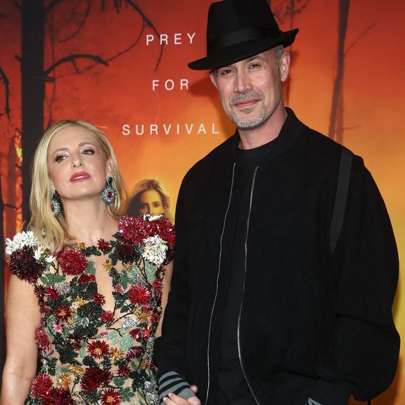 Les parents de deux enfants ont d'ailleurs une astuce "hygiénique" pour faire perdurer l'amour dans leur couple.
Sarah Michelle Gellar, Freddie Prinze Jr à la première du film "Wolf Pack" à Los Angeles, le 19 janvier 2023.
©Photo Press Service / BESTIMAGE