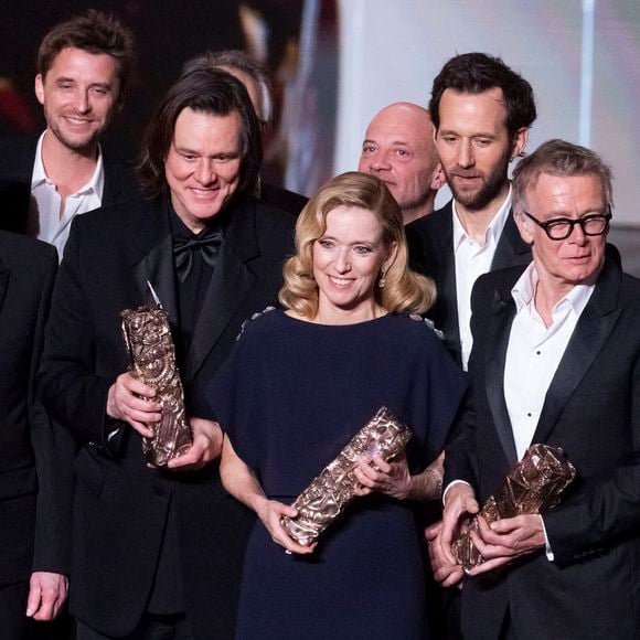 David Cronenberg, Jim Carrey (César d'honneur), Léa Drucker (Meilleure actrice dansDossier 137), Benjamin Lavernhe (broche de la Maison Chaumet), Franck Dubosc (Meilleur scénario original pour Un ours dans le Jura) et Laurent Lafitte (montre Jaeger-LeCoultre) (Meilleur acteur dans La Femme la plus riche du monde) lors de la 51ème cérémonie des César à l'Olympia à Paris, France, le 26 février 2025 Photo par Borde-Jacovides/Bestimage