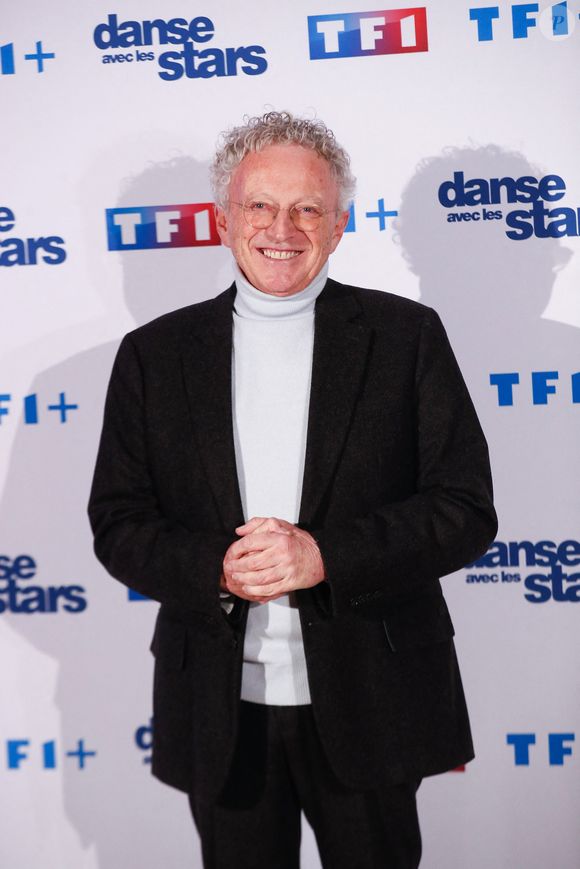 Nelson Monfort - Photocall de lancement de la saison 2025 de "Danse avec les stars" (DALS) au siège de  TF1 à Boulogne-Billancourt, France, le 16 janvier 2025. © Christophe Clovis / Bestimage