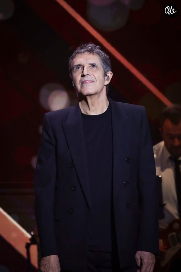 Exclusif - Julien Clerc, lors de l’enregistrement de l'émission "La fête de la chanson française - 20 ans d'émotions", à Paris, le 9 décembre 2025. 

© Jack Tribeca/Bestimage