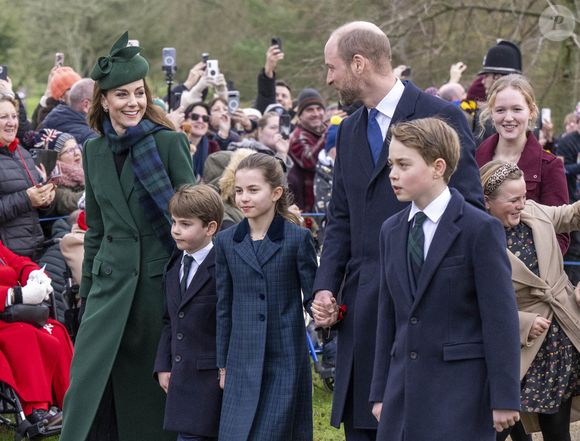 La princesse de Galles, le prince Louis, la princesse Charlotte, le prince de Galles et le prince George assistent à l'office religieux du jour de Noël à l'église St Mary Magdalene à Sandringham, Norfolk, Royaume-Uni, le mercredi 25 décembre 2024. Photo par Zak Hussein/Splash News/ABACAPRESS.COM