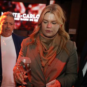 Camille Gottlieb - Camille Gottlieb signe un accord de partenariat entre son association "Be Safe" avec la SBM et la Croix Rouge Monegasque à Monaco le 13 mai 2025. Photo : Jean-François Ottonello / Nice Matin / Bestimage