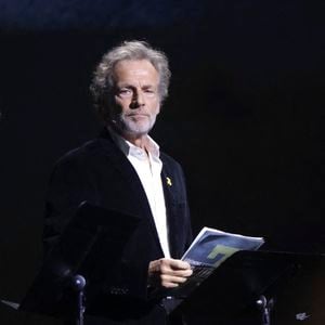 “Je tiens à préciser que mon absence sur grand écran n’est pas une décision personnelle”, assure-t-il à "Télé 7 Jours"

Stéphane Freiss lors d'une cérémonie organisée par le Conseil des institutions juives de France (CRIF) en hommage aux victimes des attentats du Hamas du 7 octobre 2023 contre Israël, à l'occasion du premier anniversaire de l'événement, à Paris, le 7 octobre 2024. 

© Jack Tribeca / Bestimage