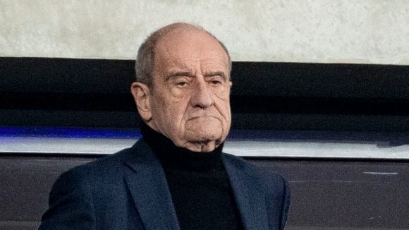 "Si l'armateur est content..." : Pierre Lescure s'en prend au milliardaire Rodolphe Saadé après une Une de son journal La Provence sur le PSG