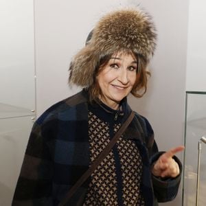 Exclusif - Valérie Lemercier - Vernissage de l'exposition "Liaisons dangereuses & Métamorphoses" du créateur Elie Top à l'occasion de ses 10 ans de création chez Christie's à Paris le 27 janvier 2025. © Denis Guignebourg/BestImage