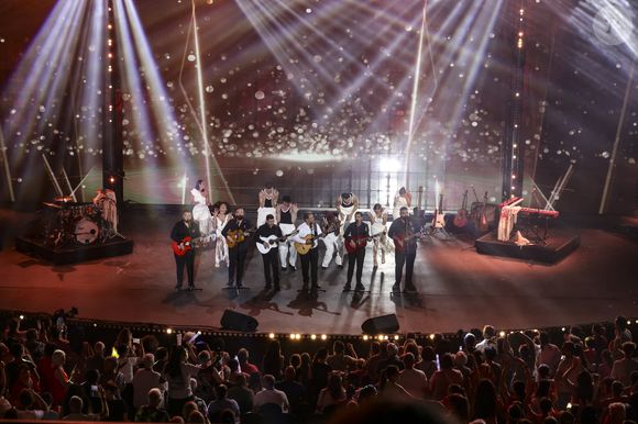Exclusif -  Chico et les Gypsies lors de l'enregistrement de l’émission La Grande Fête de Carcassonne, diffusée le samedi 6 septembre à 21.10 sur France 2, dans la Cité Médiévale de Carcassonne, France, le 24 juin 2025. © Jack Tribeca/Bestimage
