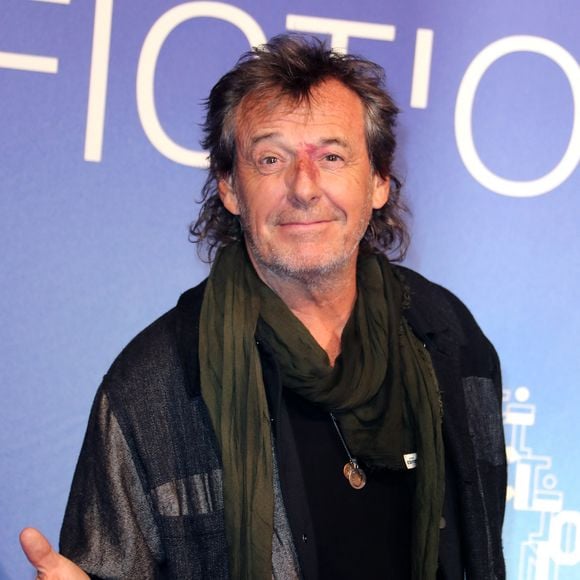 De quoi choquer sur le plateau.

Jean-Luc Reichmann - Photocall des invités de la projection "Cat's Eyes" lors de la 26ème Edition du Festival de la Fiction de La Rochelle. Le 12 septembre 2024
© Patrick Bernard / Bestimage