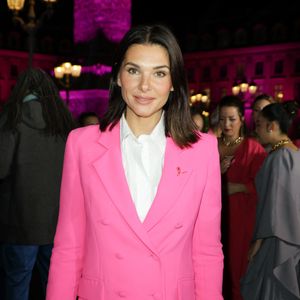 Alice Detollenaere - Lancement de la campagne Octobre Rose 2024 sur la Place Vendôme à Paris le 30 septembre 2024, autour d'un spectacle magique et émouvant, mettant en scène des femmes concernées, mis en scène par Amir pour le coup d'envoi de la campagne annuelle de lutte contre les cancers du sein. © Coadic Guirec/Bestimage
