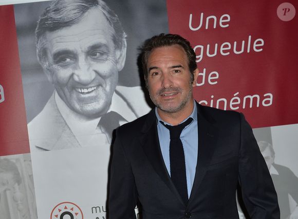 Jean Dujardin (parrain de l'exposition) lors du vernissage de l"exposition "Lino Ventura, Une Gueule de Cinéma" à Saint-Cloud, le 11 octobre 2017.
© Ramsamy Veeren/Bestimage