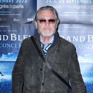 Tcheky Karyo assiste au ciné-concert 'Le Grand Bleu' au Palais des Congrès de Paris, France, le 25 septembre 2022. Photo par Jerome Dominé/ABACAPRESS.COM