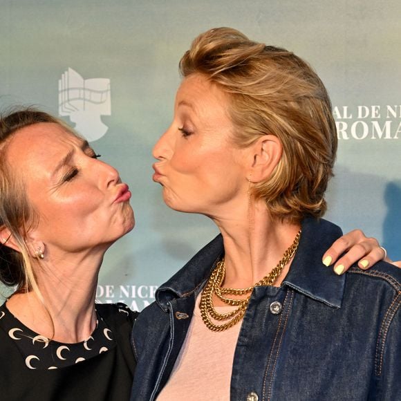 Audrey Lamy, pour le film En Tongs au pied de l’Himalaya, et sa soeur Alexandra Lamy pour le film Louise Violet. - 6ème édition du festival Cinéroman à Nice le 1er octobre 2024. © Dominique Jacovides - Bruno Bebert / Bestimage