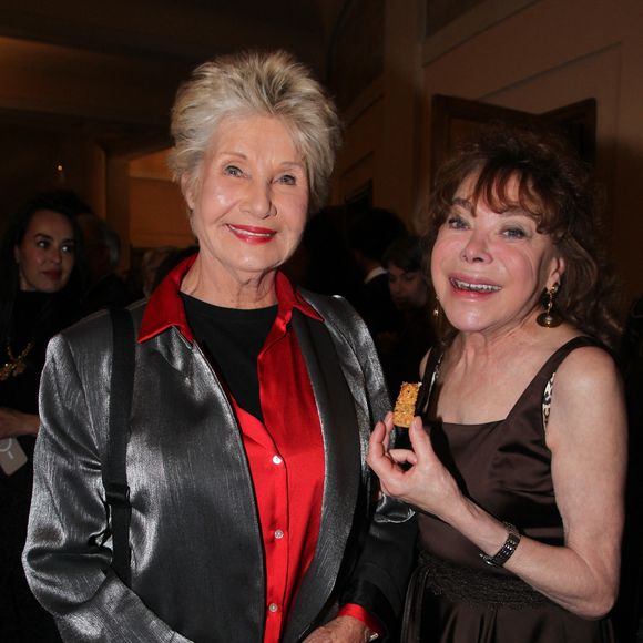 Danièle Gilbert, Grâce de Capitani -  31ème Gala de l’Espoir donné au profit de la recherche contre le cancer au théâtre des Champs-Elysée à Paris le 14 octobre 2025. © Philippe Baldini/Bestimage