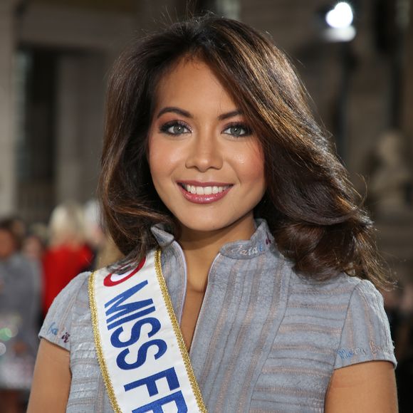 Vaimalama Chaves (Miss France 2019) au front row du défilé Tony Ward lors de la Fashion Week Haute Couture collection printemps/été 2019 de Paris, France, le 21 janvier 2019. © Denis Guignebourg/Bestimage