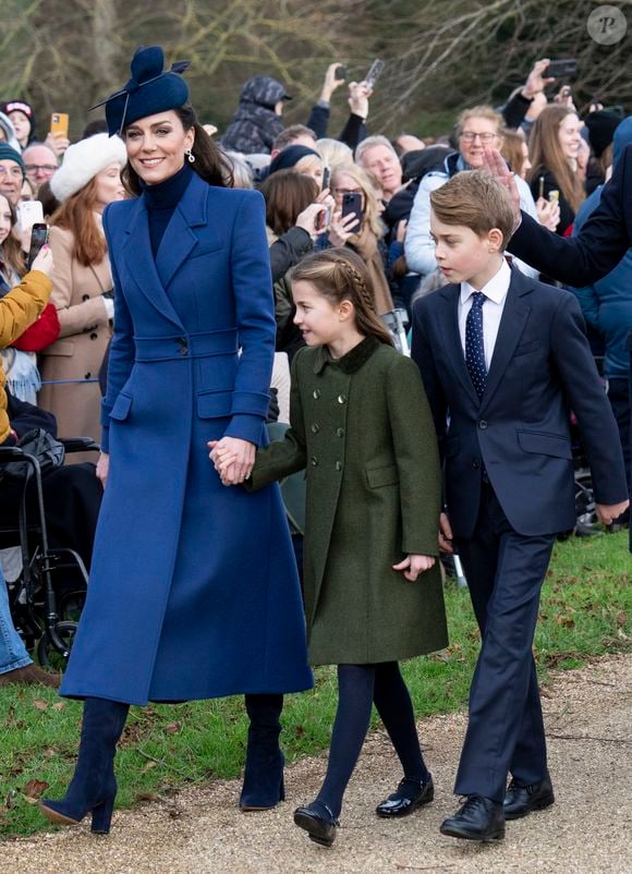 Catherine (Kate) Middleton, princesse de Galles, le prince George de Galles, la princesse Charlotte de Galles - Les membres de la famille royale britannique lors de la messe du matin de Noël en l'église St-Mary Magdalene à Sandringham, le 25 décembre 2023.