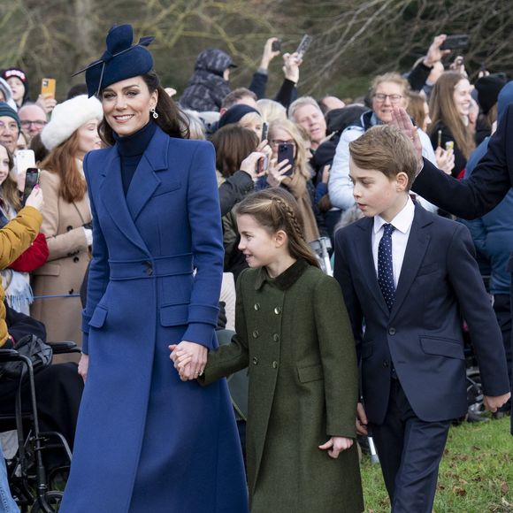 Catherine (Kate) Middleton, princesse de Galles, le prince George de Galles, la princesse Charlotte de Galles - Les membres de la famille royale britannique lors de la messe du matin de Noël en l'église St-Mary Magdalene à Sandringham, le 25 décembre 2023.