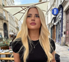 Kelly Vedovelli est l'une des chroniqueuses phares de Cyril Hanouna.

Kelly Vedovelli sublime sur Instagram.