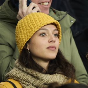 Jenaye Noah - Célébrités dans les tribunes lors du match de Ligue 1 McDonald's opposant le Paris Saint-Germain (PSG) à l'Olympique de Marseille (OM) - (3-1) au Parc des Princes à Paris le 16 mars 2025. © Cyril Moreau/Bestimage