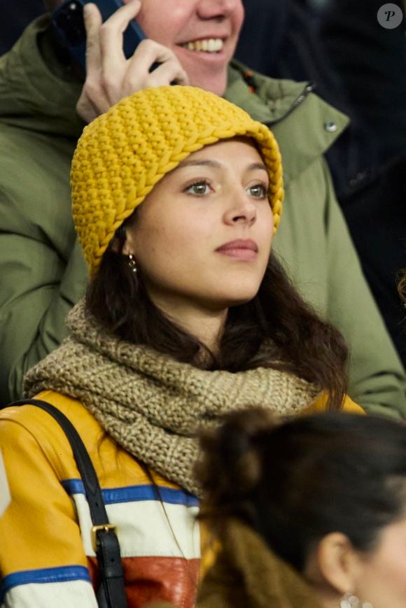 Jenaye Noah - Célébrités dans les tribunes lors du match de Ligue 1 McDonald's opposant le Paris Saint-Germain (PSG) à l'Olympique de Marseille (OM) - (3-1) au Parc des Princes à Paris le 16 mars 2025. © Cyril Moreau/Bestimage