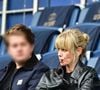 Naturellement hier, d'innombrables stars ont été aperçues dans les tribunes à l'instar de la comédienne Marina Foïs, accompagnée par son fils George, né de sa relation passée avec le réalisateur Eric Lartigau.

Marina Foïs et son fils Georges - Célébrités dans les tribunes du match de football de Ligue 1 McDonald's opposant le  RC Lens au Paris Saint-Germain (PSG) (0-2) au Parc des Princes à Paris le 14 septembre 2025. © Christian Liewig/Bestimage
