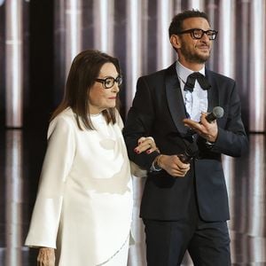 Nana Mouskouri (Victoire d'honneur)  et Vincent Dedienne à la cérémonie des 41èmes Victoires de la Musique à la Seine Musicale à Boulogne-Billancourt le 13 février 2026.

© Coadic Guirec / Bestimage