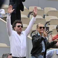 Laeticia Hallyday et Frédéric Suant à Roland-Garros : Le couple très démonstratif et chouchouté par une star