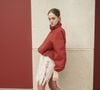Quelques vêtements bien choisis et des accessoires ciblés suffisent amplement à réveiller une tenue basique.