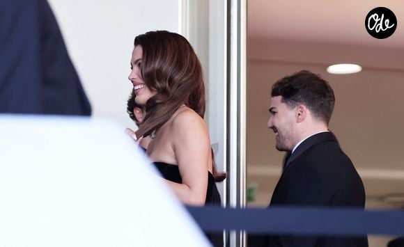 Antoine Dupont et sa compagne Iris Mittenaere - Antoine Dupont et sa compagne Iris Mittenaere se retrouvent sur les marches  du film « Dossier 137 » lors du 78ème Festival International du Film de Cannes le 15 mai 2025.

© Jacovides / Moreau / Bestimage