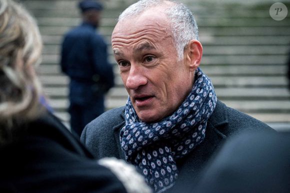 Gilles Bouleau lors des obsèques de Catherine Laborde à l'église Saint-Roch à Paris, France, le 6 février 2025. Photo par Denis Prezat/ABACAPRESS.COM