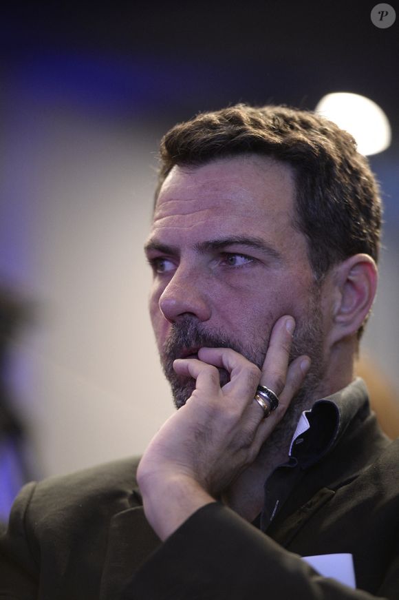 Jérôme Kerviel assiste au meeting du parti politique français Debout la France (DLF) et du candidat à la primaire de la droite en vue de l'élection présidentielle de 2017, Nicolas Dupont-Aignan, à Paris, France, le 2 octobre 2016. Photo par Eliot Blondet/ABACAPRESS.COM