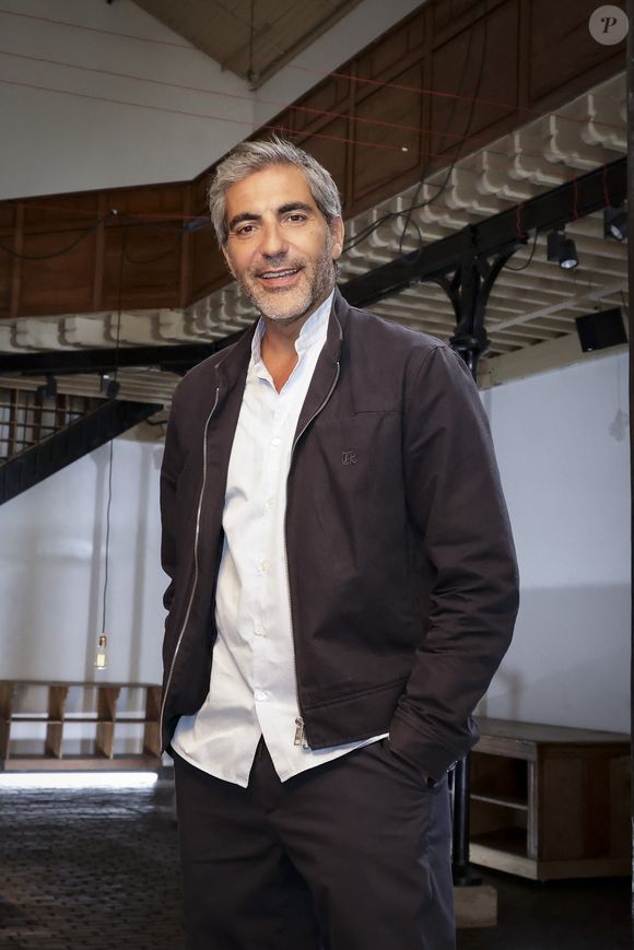 Exclusif - Ary Abittan pendant l’enregistrement d’Animaux Stars, présenté par B.Montiel et diffusé le 4 octobre 2025 sur Animaux TV, à Paris, France le 3 juillet 2025. © Jack Tribeca/Bestimage