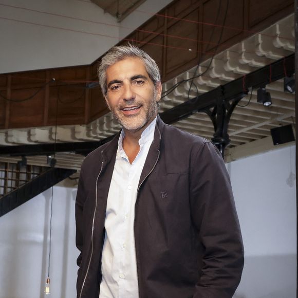 Exclusif - Ary Abittan pendant l’enregistrement d’Animaux Stars, présenté par B.Montiel et diffusé le 4 octobre 2025 sur Animaux TV, à Paris, France le 3 juillet 2025. © Jack Tribeca/Bestimage