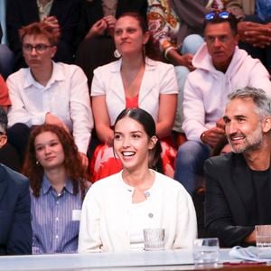 Exclusif - Roschdy Zem, Lyna Khoudri, Martin Bourboulon - Plateau de l'émission "C à vous" lors du 78ème Festival International du Film de Cannes le 22 mai 2025. © Jack Tribeca / Bestimage