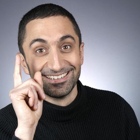Jimmy Mohamed a publié un nouvel ouvrage, "Je mange bien, je vais bien" aux éditions Flammarion.

Exclusif - Portrait de Jimmy Mohamed à Paris.
© Cédric Perrin/Bestimage