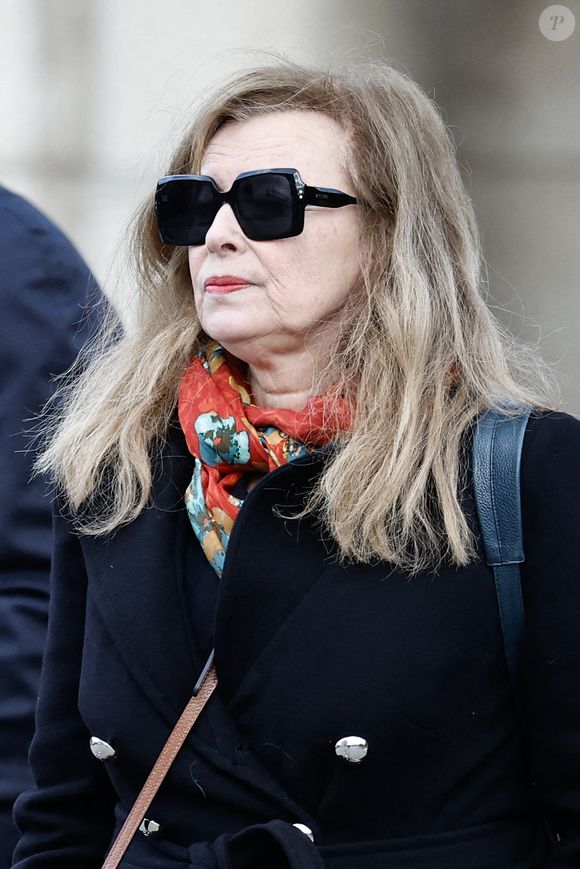 Valérie Trierweiler - Obsèques d'Isabelle Mergault à la Coupole du Père-Lachaise à Paris le 30 mars 2026. © Cyril Moreau - Dominique Jacovides / Bestimage