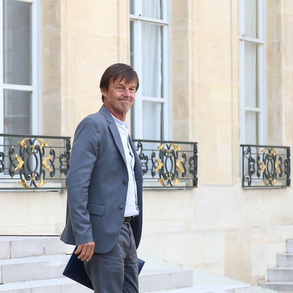 Le ministre de la Transition Ecologique et Solidaire Nicolas Hulot lors de la sortie du conseil des ministres du 22 aout 2018, au palais de l'Elysée à Paris. © Stéphane Lemouton / Bestimage