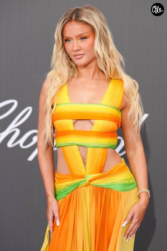 Zara Larsson au gala de l'AmfAR 2026 à Cannes, le 21 Mai 2026.

© Lucia Sabatelli/Bestimage